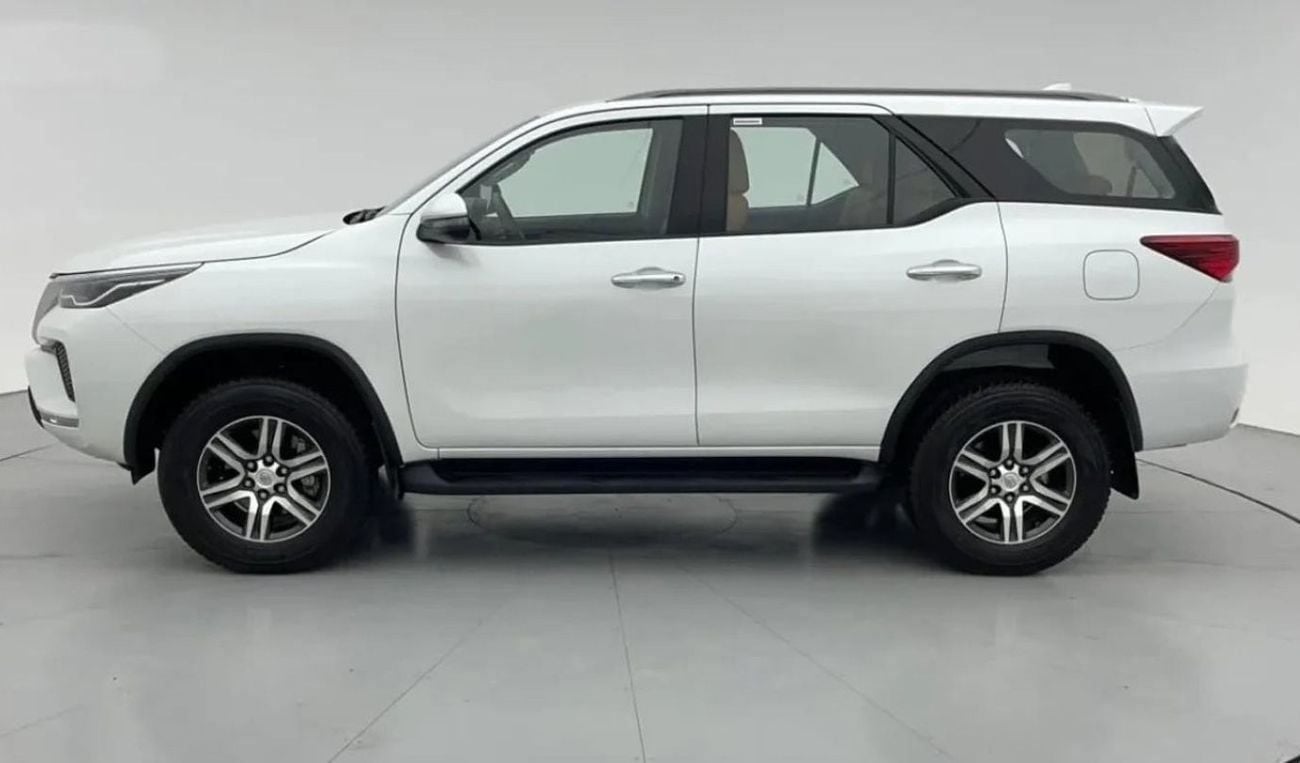 تويوتا فورتونر 2.4L Diesel AT 4X4 2025