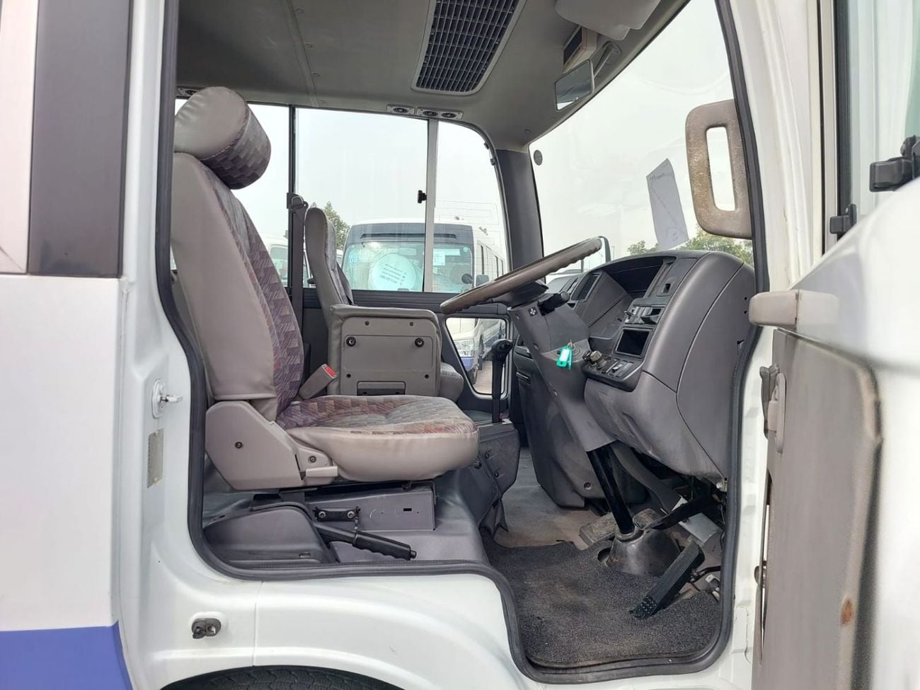 Nissan Civilian NISSAN CIVILIAN BUS RHD 2003 MODEL 4.1 L DIESEL AUTOMATIC(PM20323)