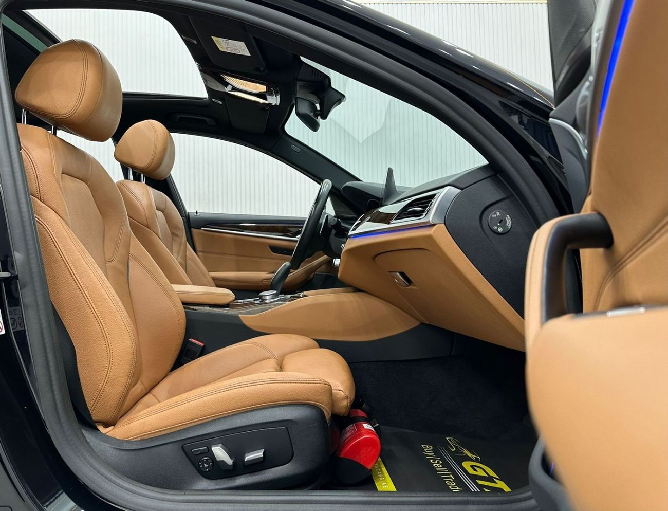 BMW 540i M Sport 2019 BMW 540i M-Sport, October 2028 BMW Service Pack, Warranty, Low Kms, GCC