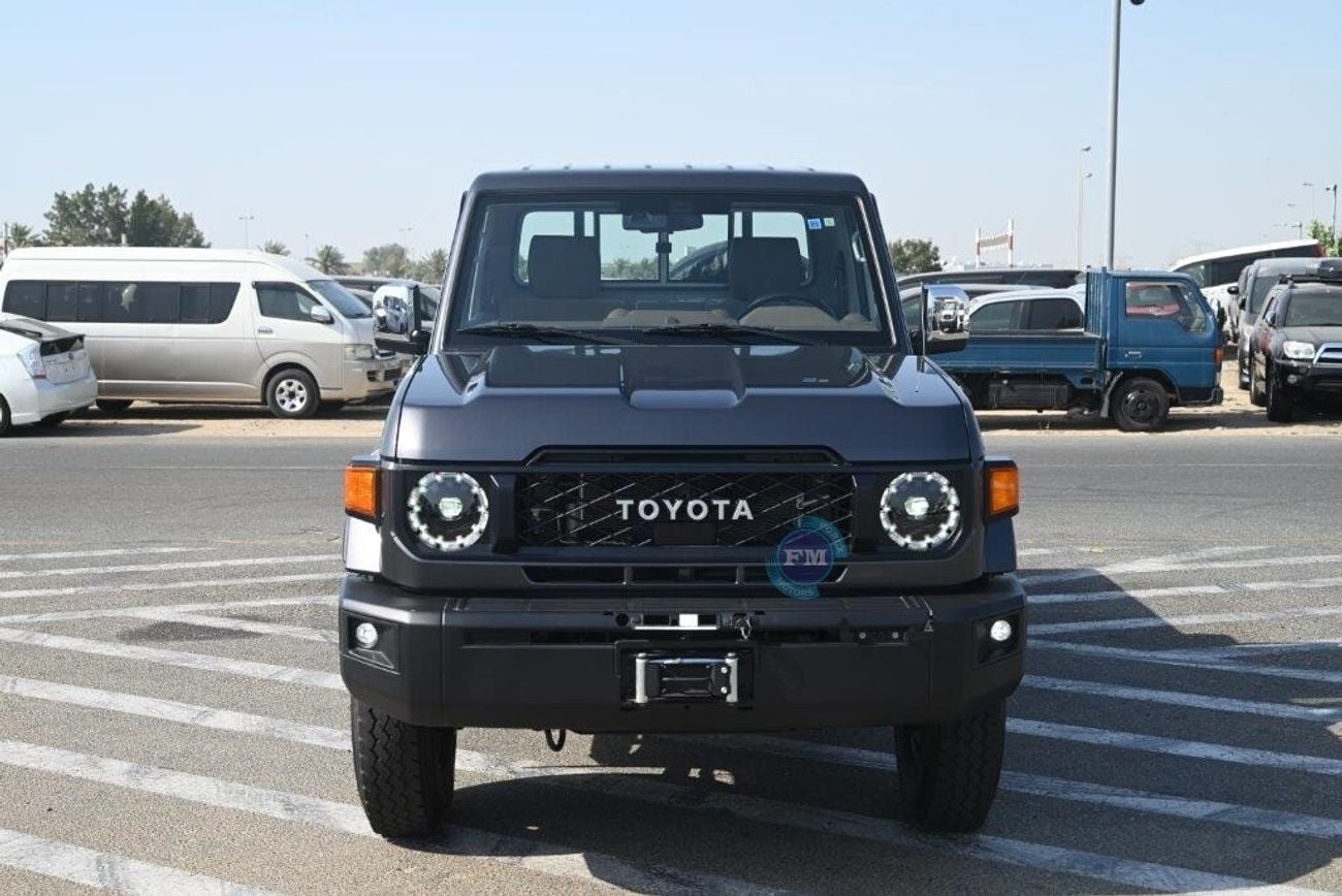Toyota Land Cruiser Pick Up 79 Single Cab DLX 2.8L Diesel