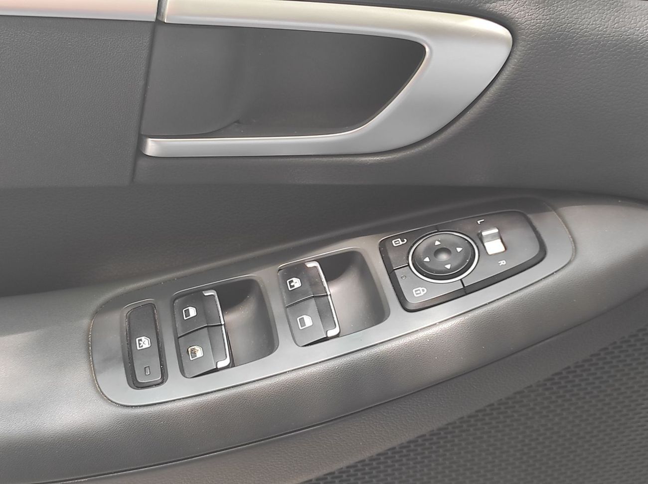 هيونداي سوناتا GL 2.5L