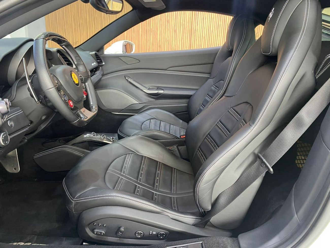 Ferrari 488 FERRARI 488 GTB | V8