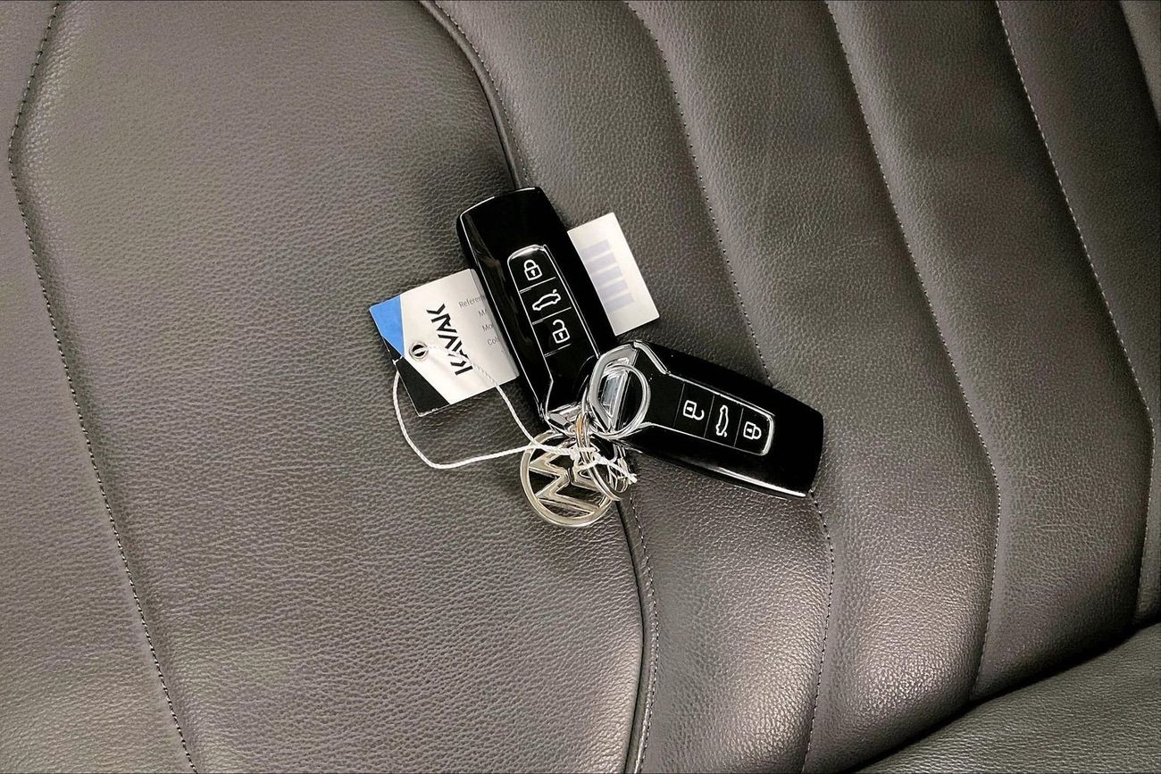 Volkswagen Touareg Highline | Guaranteed Warranty | 0 Down Payment