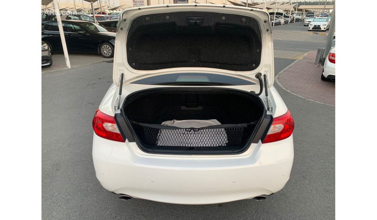 إنفينيتي Q70 Infiniti Q70_Gcc_2015_Excellent_Condition _Full option