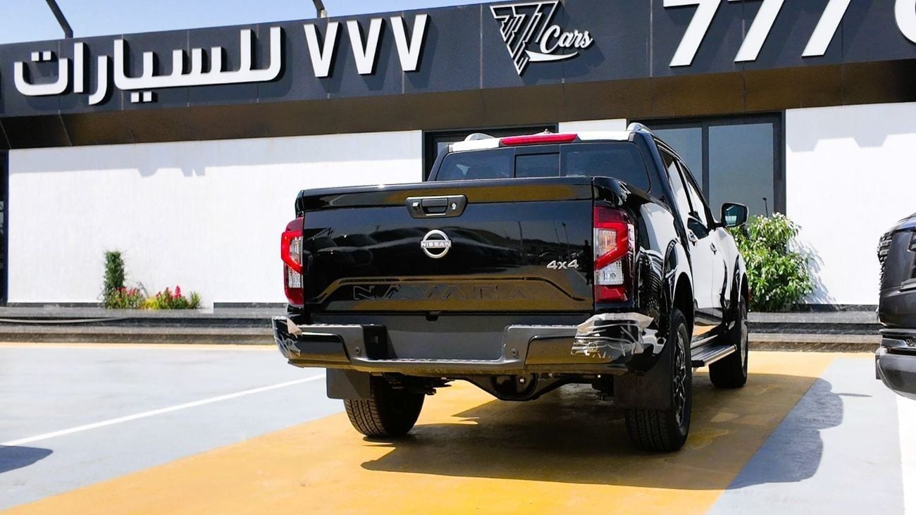 Nissan Navara  2025 Nissan Navara | 2.5L Petrol | 160 HP | Manual | 4x4 | GCC Specs
