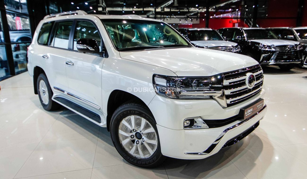 Toyota Land Cruiser GXR White Edition
