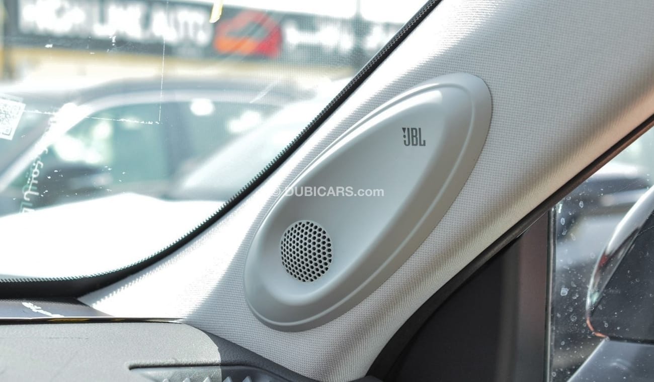 Toyota Highlander Toyota Highlander 2.5L Hybrid Limited | 2023 | For Export Only