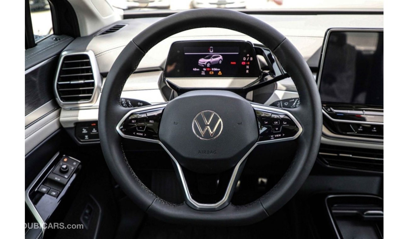 فولكس واجن ID.6 2022 Volkswagen ID6 Pure + Fixed Pano + 20 Wheels + Adaptive Cruise + Auto Seats (D+P)