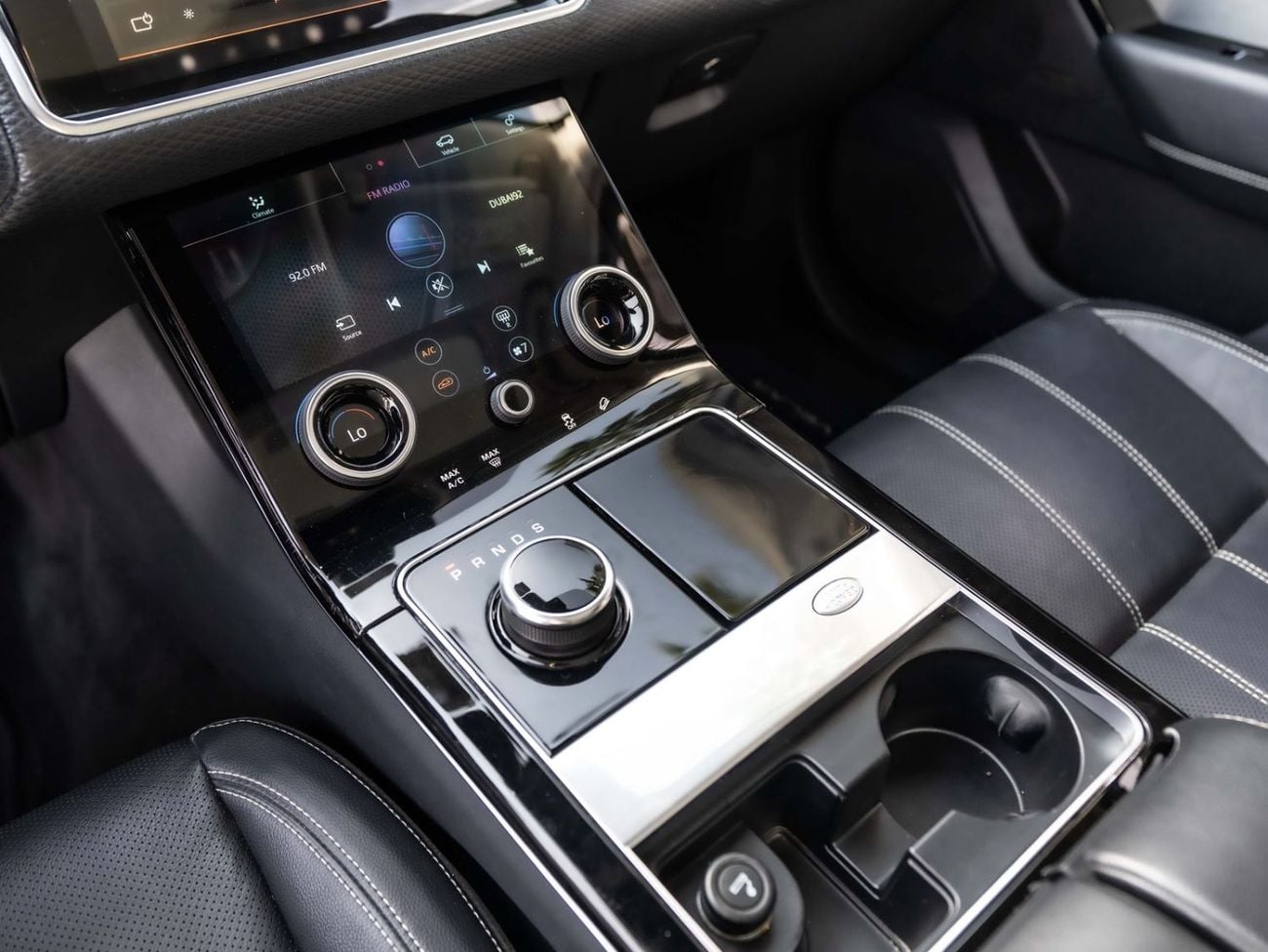 Land Rover Range Rover Velar R-DYNAMIC S Land Rover Range Rover Velar 2019