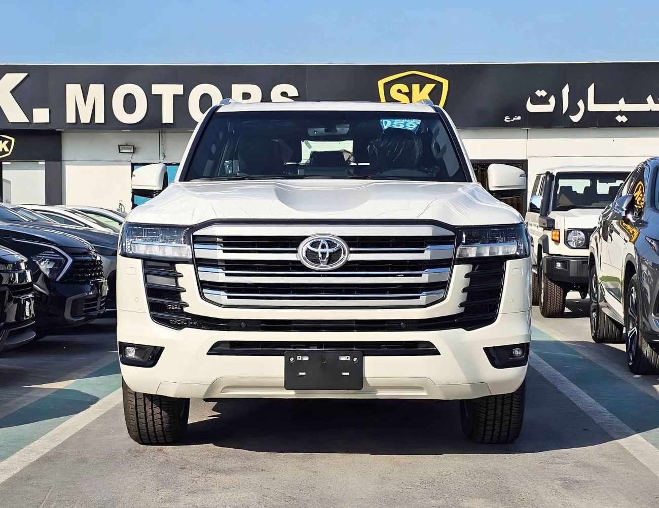 تويوتا لاند كروزر GXR TWIN TURBO / 3.5L V6 PETROL / REAR ENTERTAINMENT SCREEN/LEATHER , SUNROOF/FRONT PWR SEATS/COOL B