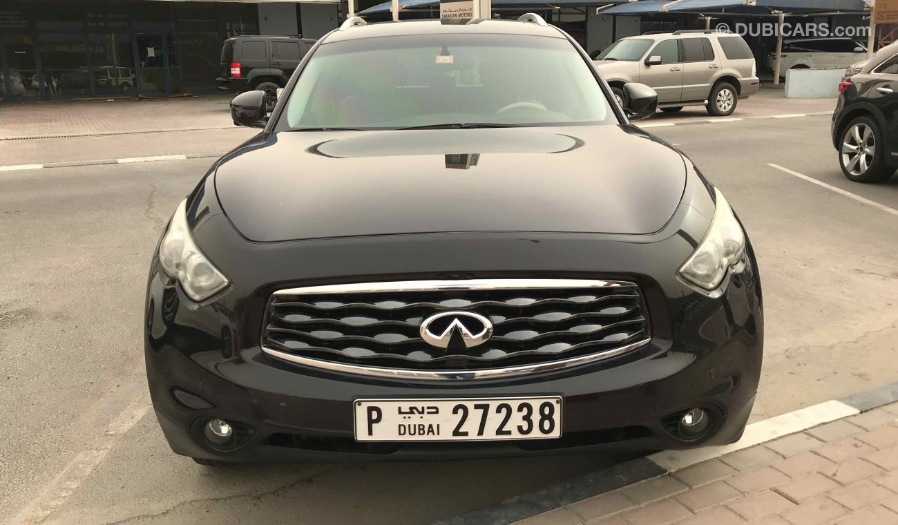 Infiniti FX35