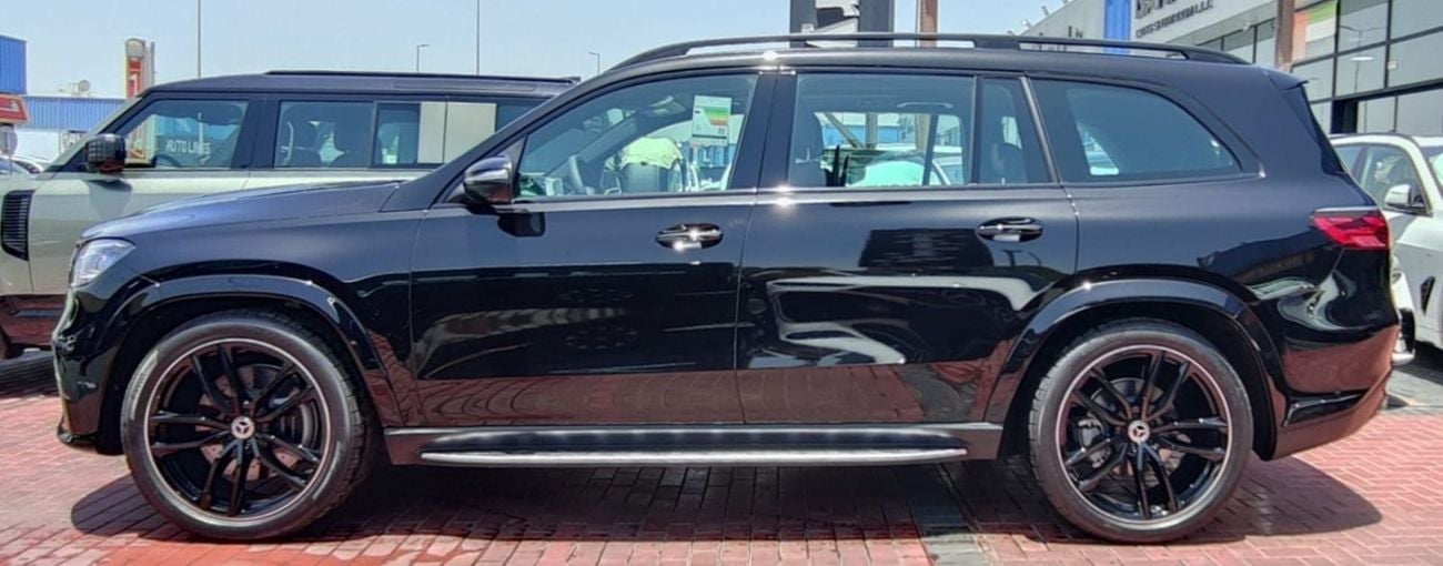 Mercedes Benz GLS450 4MATIC DARK SERIES AMG Dark Series Full Option Under Warranty 2026 GCC