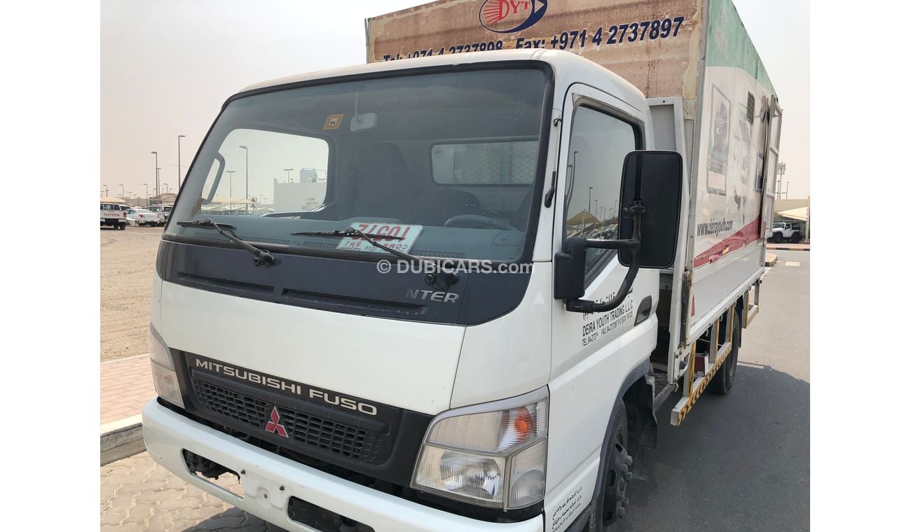 Mitsubishi Fuso Canter model:2005. only done 96000 km