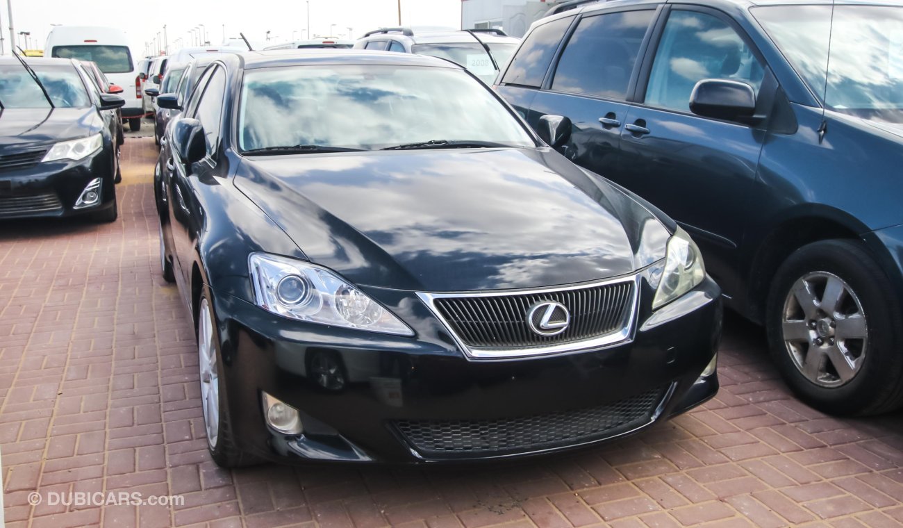 Lexus IS350