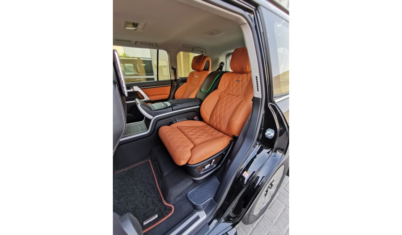 تويوتا لاند كروزر 4.6l VXR MBS 5Autobiography 4 Seater Brand New for Export only