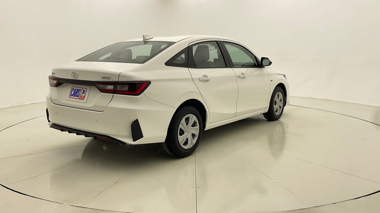 تويوتا يارس E 1.5 | بدون دفعة مقدمة | اختبار القيادة في المنزل