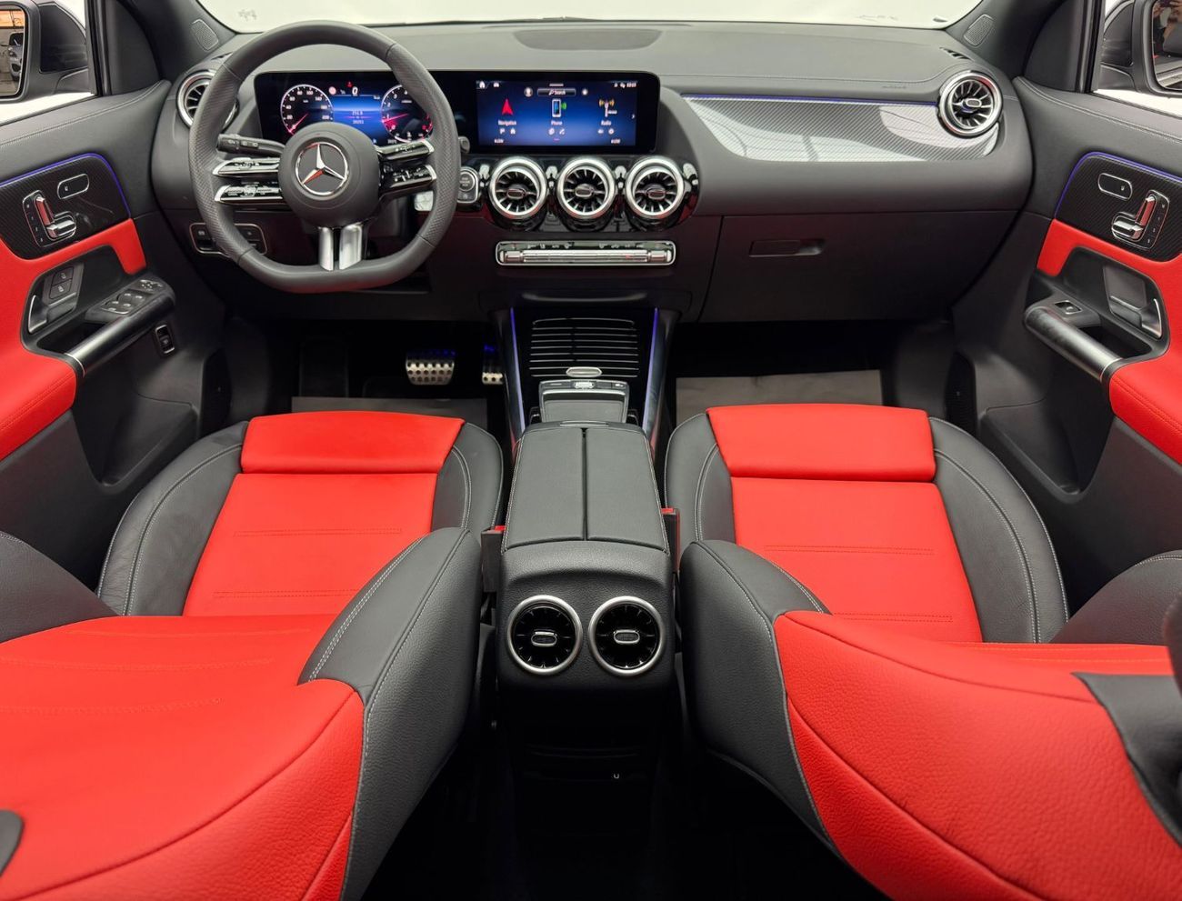 Mercedes-Benz GLA 200 Premium 1.4L 2025 Mercedes-Benz GLA 200 AMG, 2029 Agency Warranty, Agency FSH, GCC