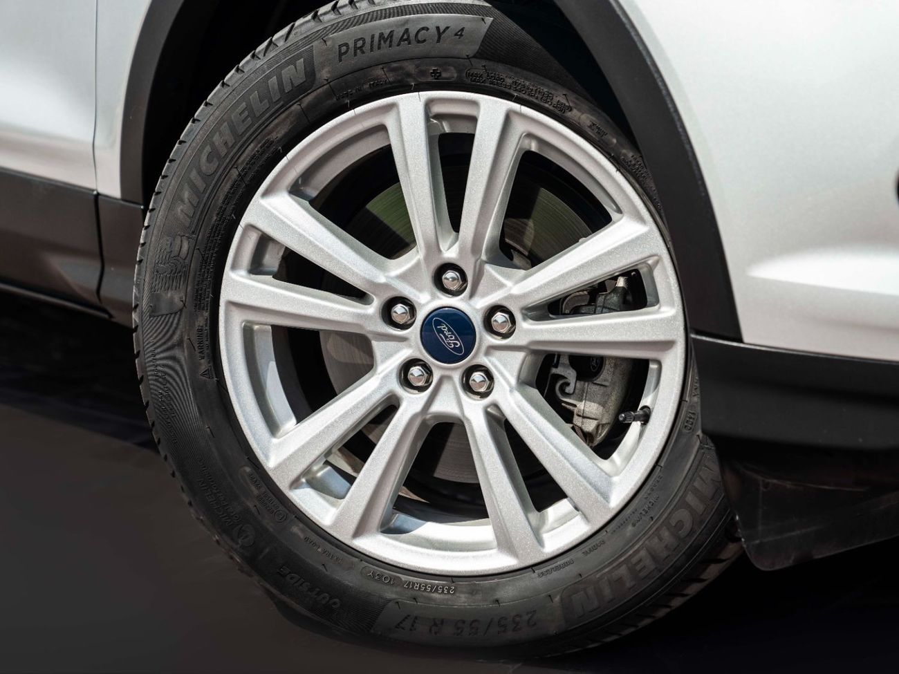 Ford Escape AED 865 PM • ESCAPE AWD SE • ONLY 40K KM • OFFICIAL FORD WARRANTY AND SERVICE PLAN