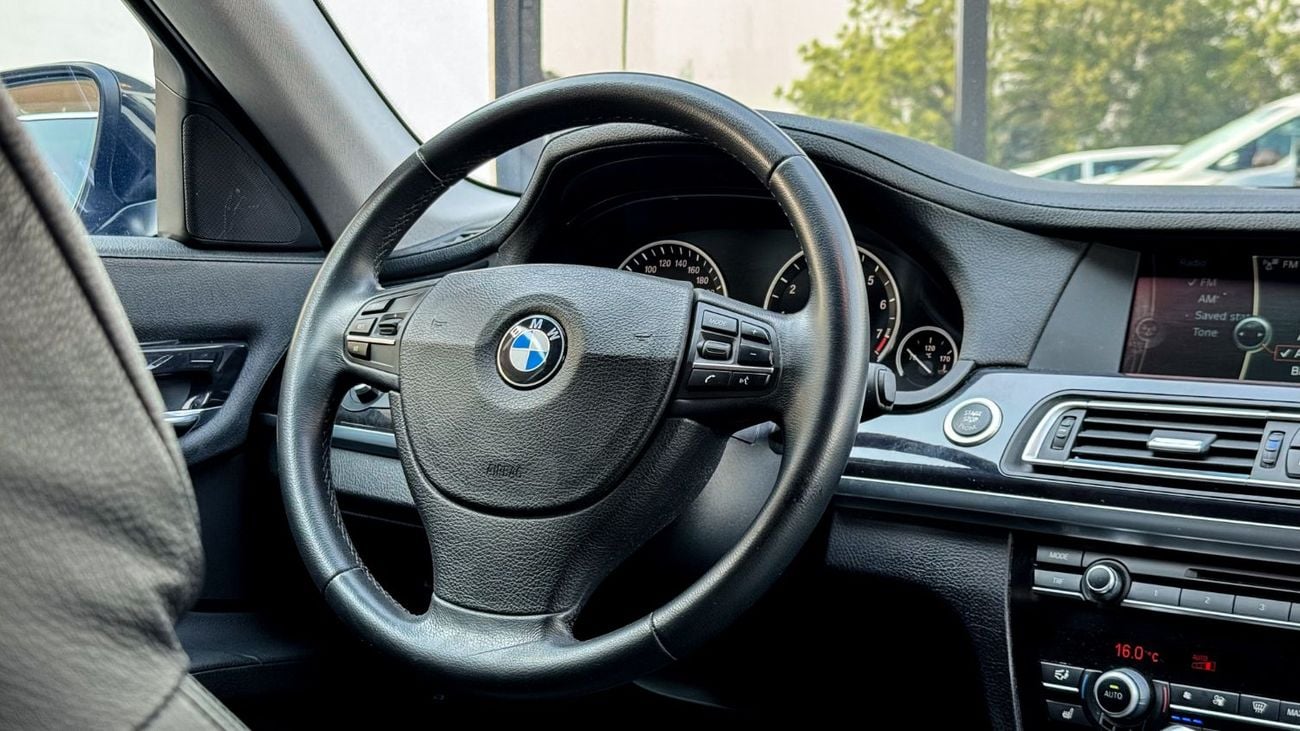 BMW 740i 2011 Japanese Specs 3.0L Turbo 6 Cylinders Low Mileage