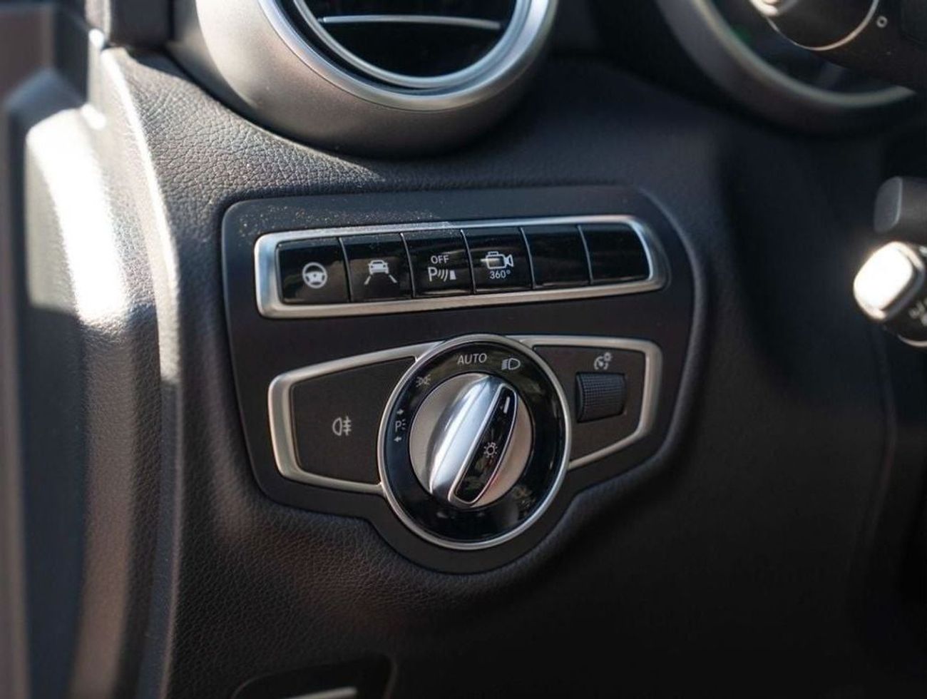 Mercedes-Benz C 63S AMG Std 4.0L (4 Seater)