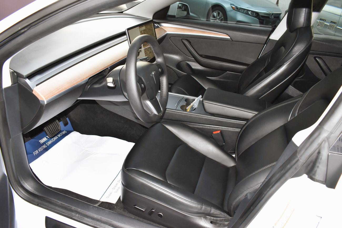 Tesla Model 3 AED 1919 PM MODEL 3 RWD AT GCC MANUFACTURER WARRANTY 2026 OR 80K KM