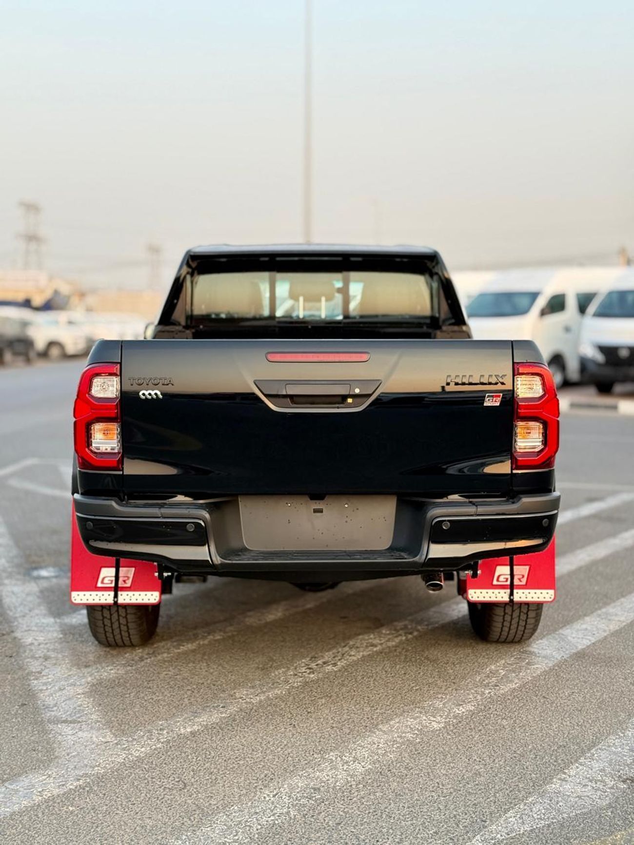 تويوتا هيلوكس Toyota Hilux GR Sport 4.0L
