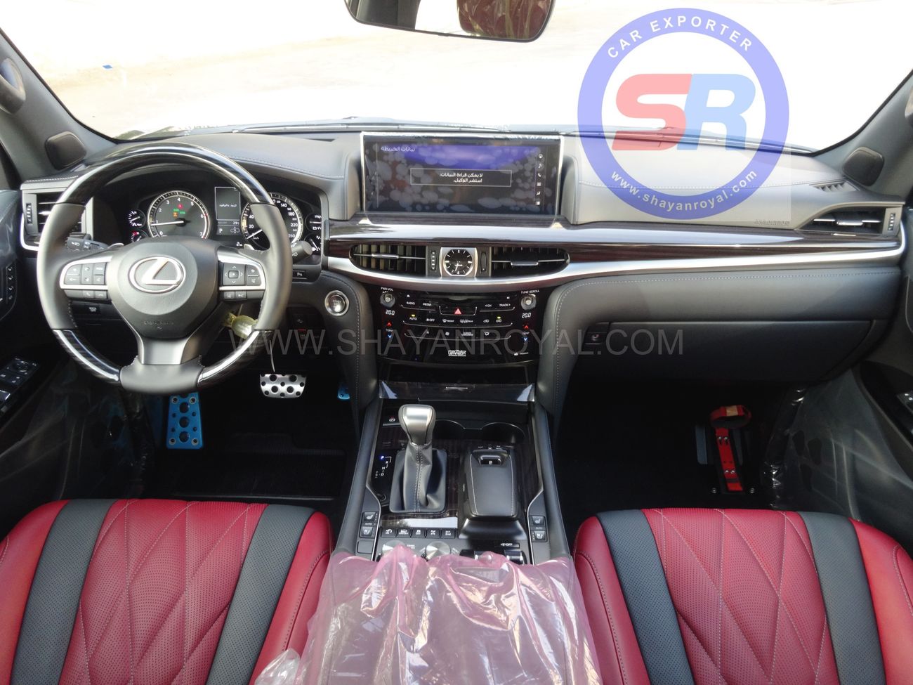 Lexus LX 570 BLACK EDITION " KURO " Full Option MY2020 ( NOT FOR SALE IN GCC COUNTRY )