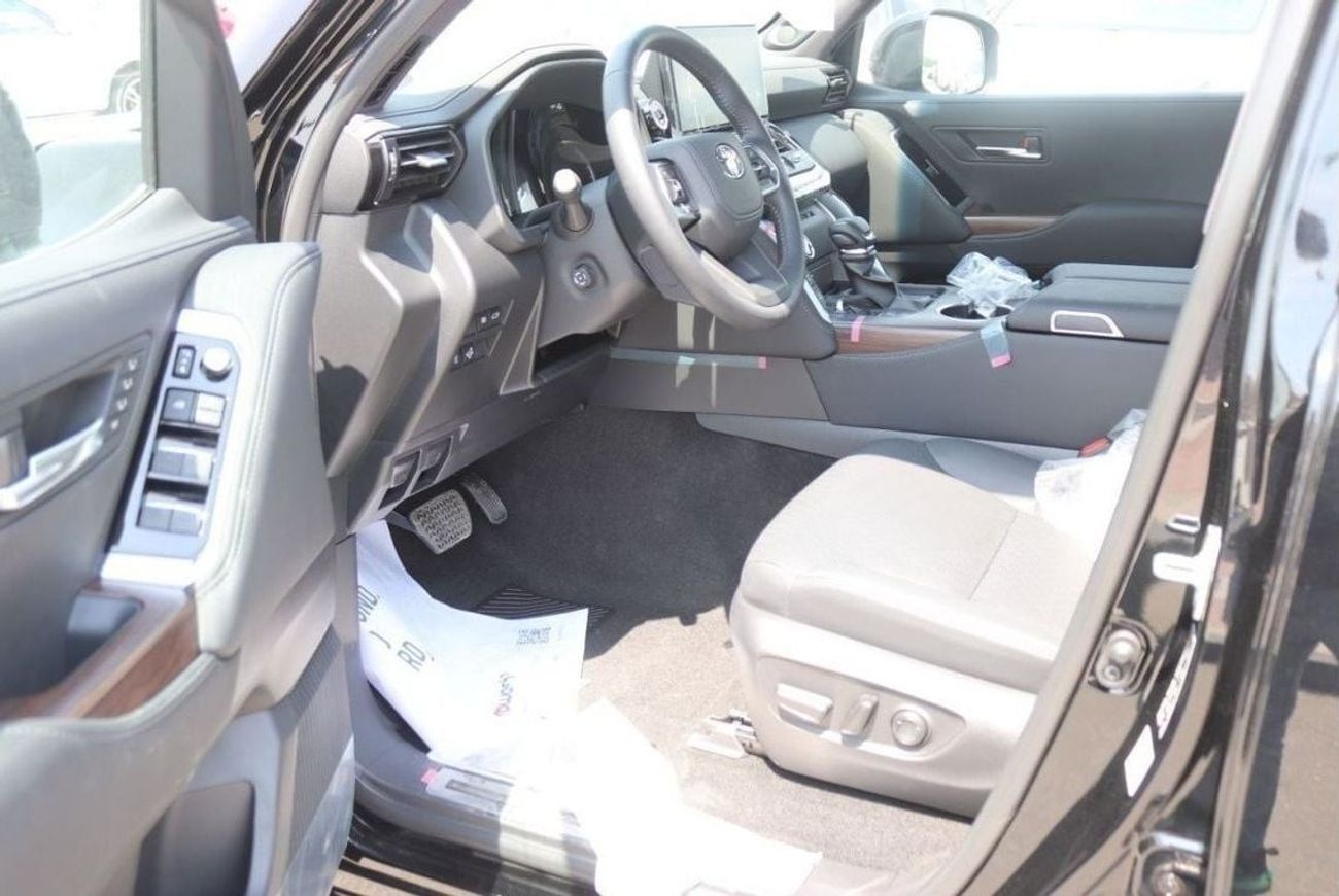 تويوتا لاند كروزر 3.3L,VX, DIESEL, EUROPIAN SPECS, LEATHER SEATS, ELECTRIC SEAT, WIRELESS CHARGER, 2024 FOR EXPORT