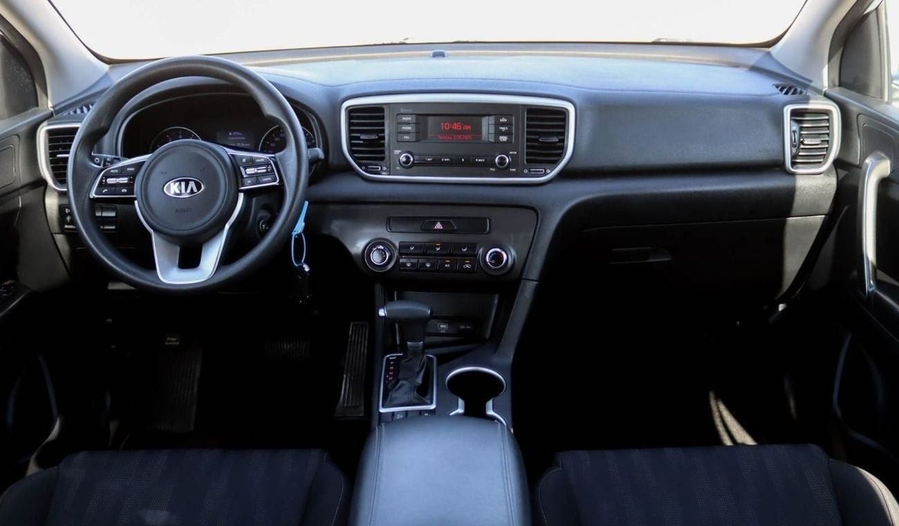 كيا سبورتيج Base 1.6L kia Sportage 2020 1.6L GCC accident free in excellent condition 1132 P.M