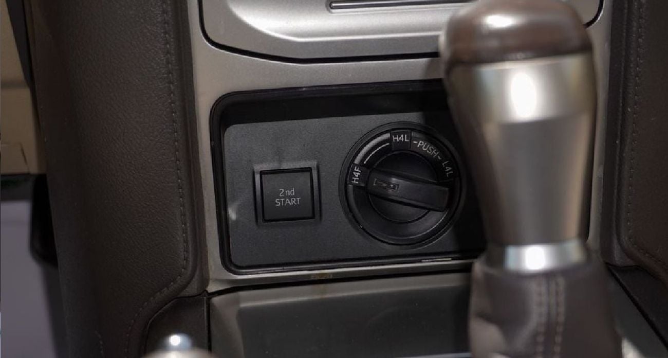 تويوتا برادو TX-L 2018 V4 2.7L GCC Specification Very Clean And Perfect Condition