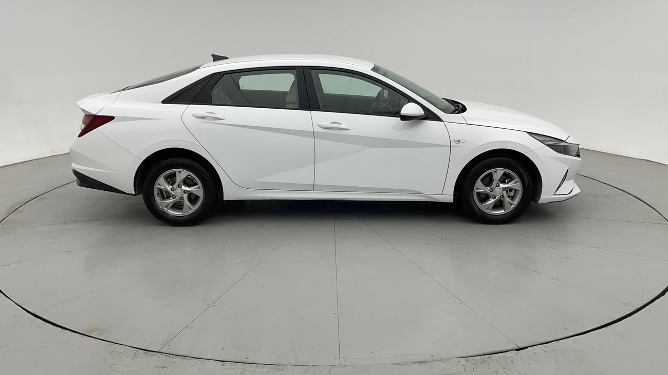 هيونداي إلانترا GL 1.6 | بدون دفعة مقدمة | اختبار قيادة مجاني للمنزل