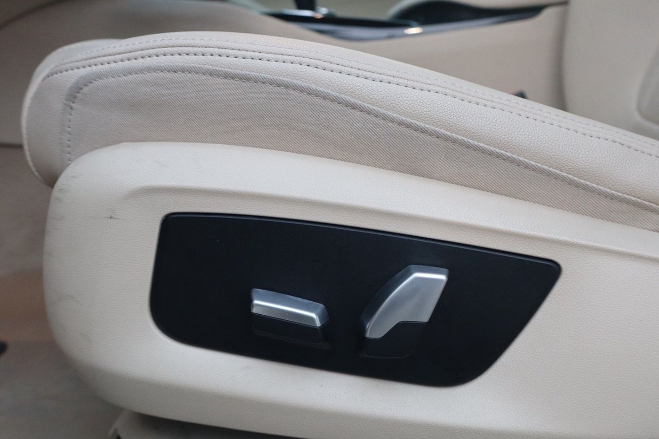 بي أم دبليو 520i Executive 1.6L