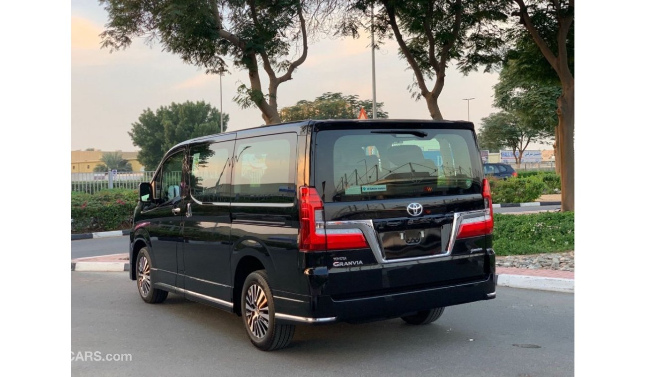 Toyota Granvia Granvia Premium / GCC Spec / With Warranty & Service