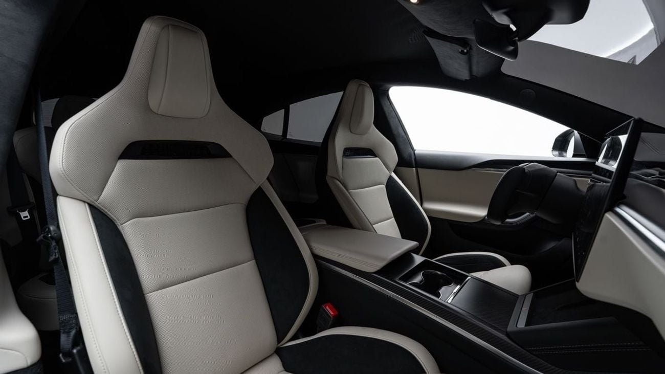 تسلا Model S Plaid - 2024 - GCC - Under Warranty