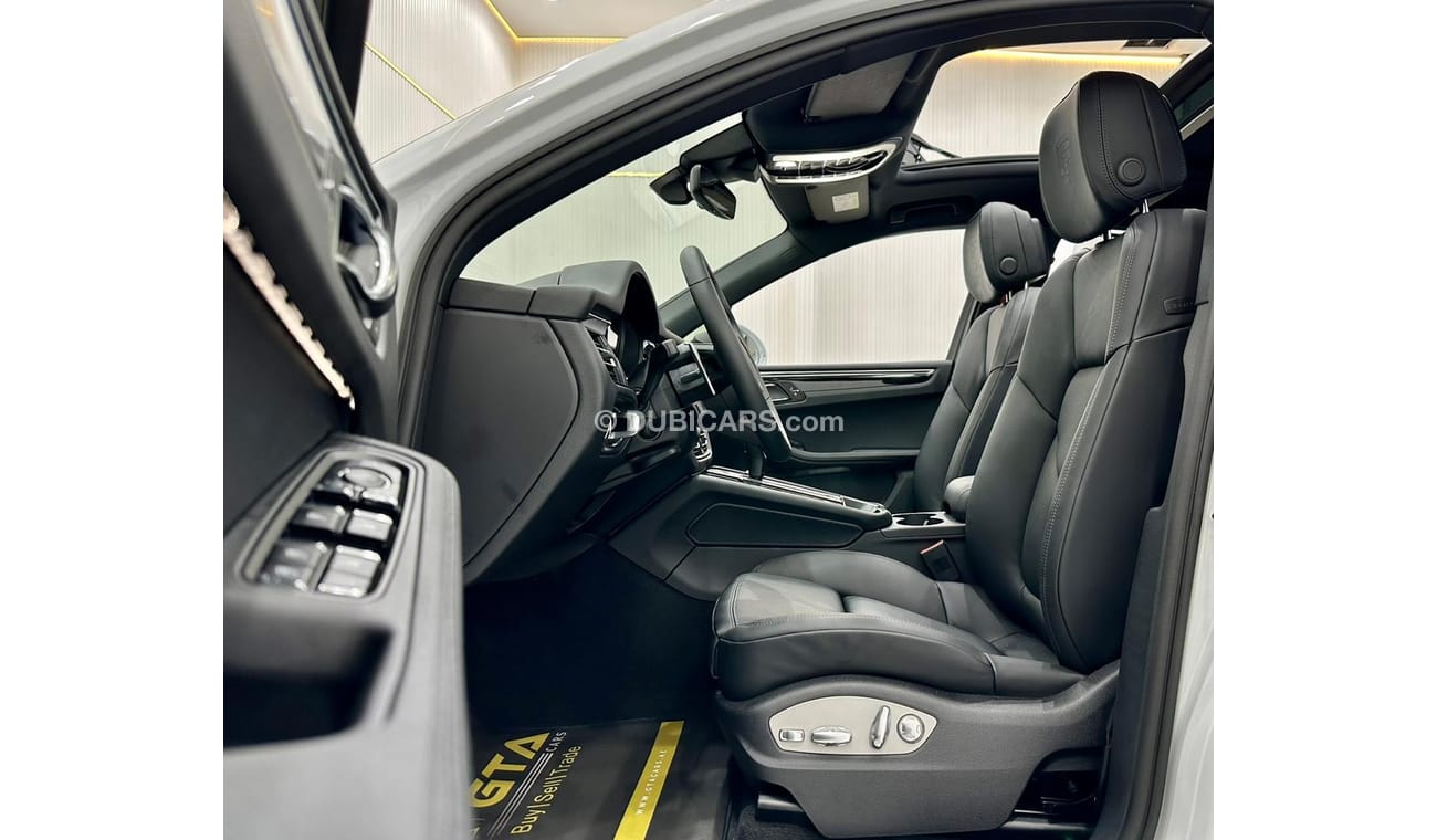 Porsche Macan Brand New 2023 Porsche Macan S, 2 Years Porsche Warranty, GCCC