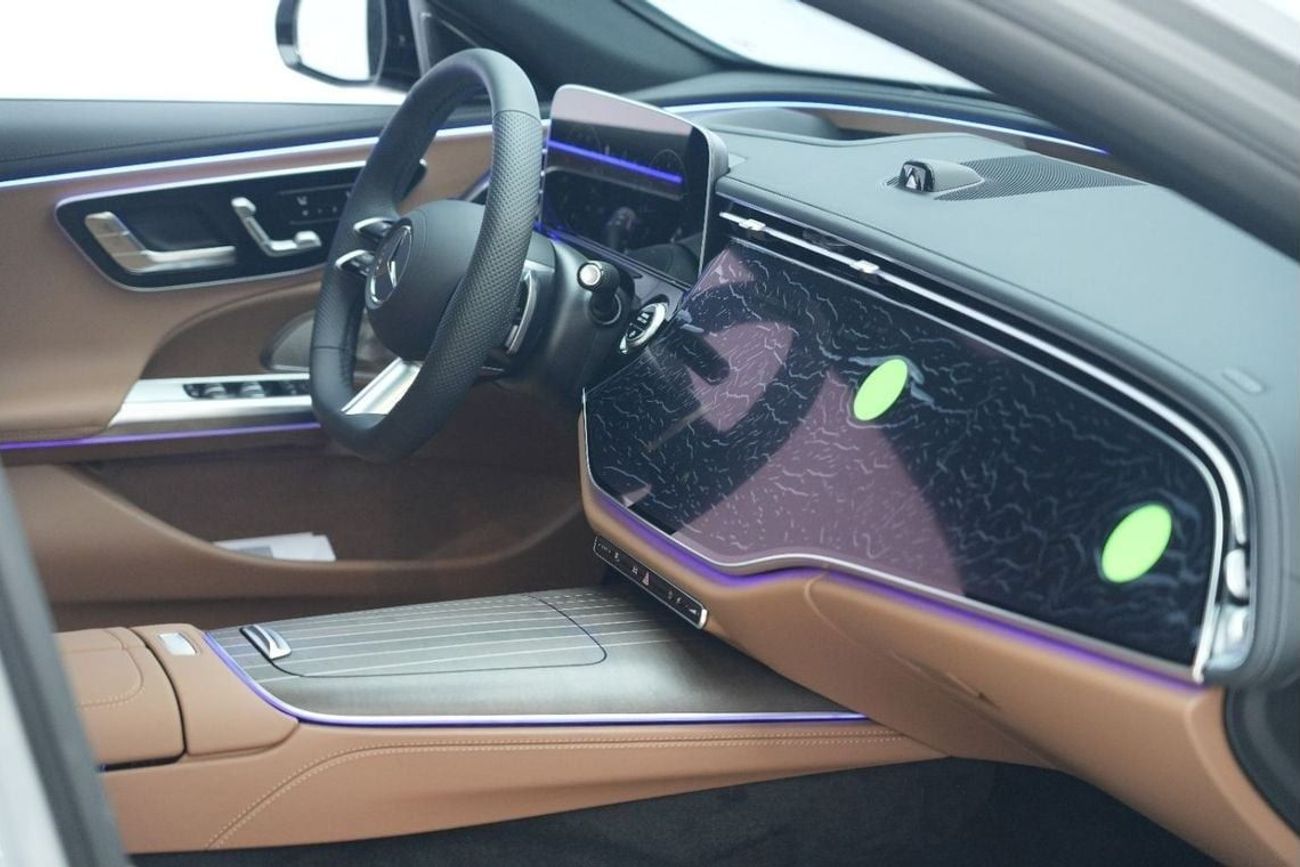 Mercedes-Benz E300 Mercedes-Benz E 300 | 2025 GCC 0km | Agency Warranty | AMG Sports Package | Black Piano Trim