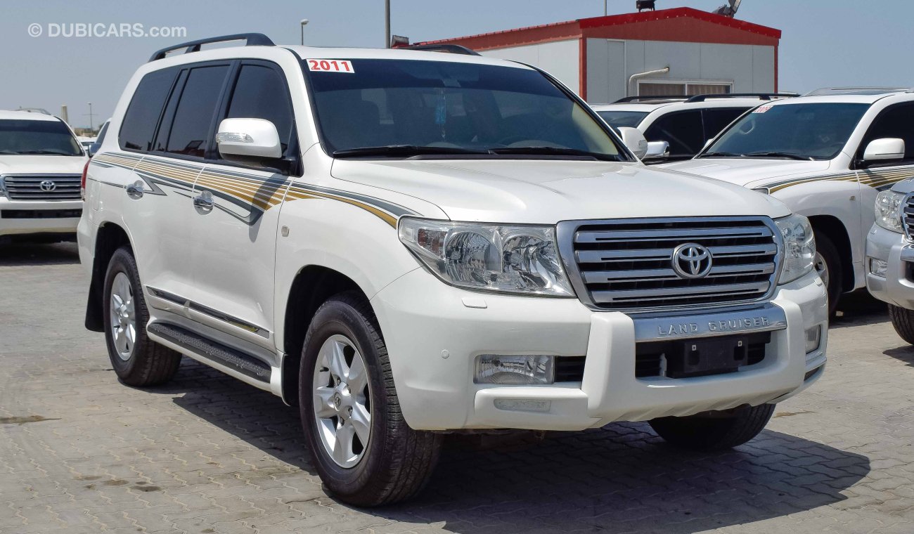 Toyota Land Cruiser VXR V8