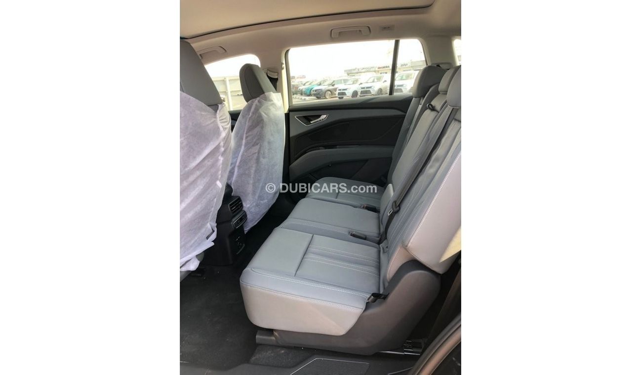 Audi etron AUDI_Q5_E TRON 2022