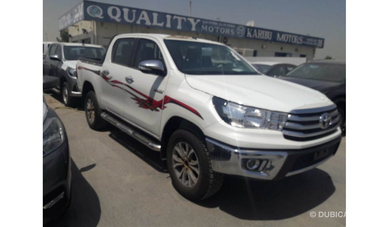 Toyota Hilux 4WD PETROL