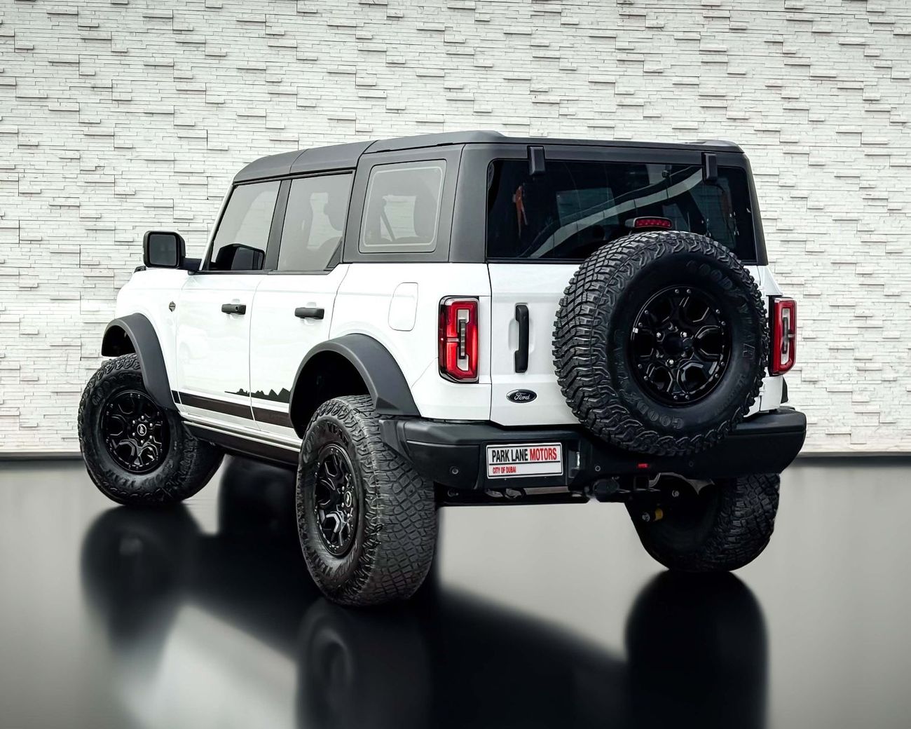 Ford Bronco Wildtrak 2.7L (5 Seater)