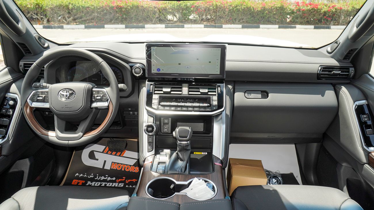 تويوتا لاند كروزر VX 3.5L V6