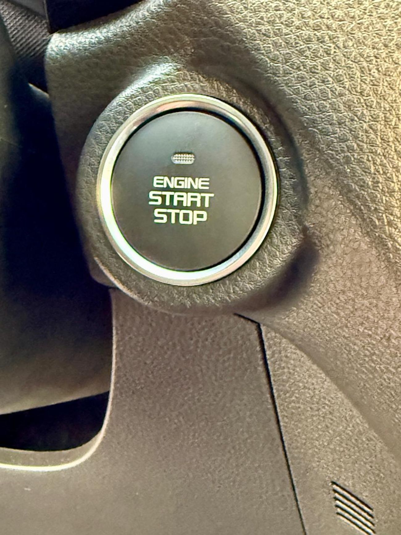 Isuzu DMax 3.0L Crew Cab 4WD LS (A/T)