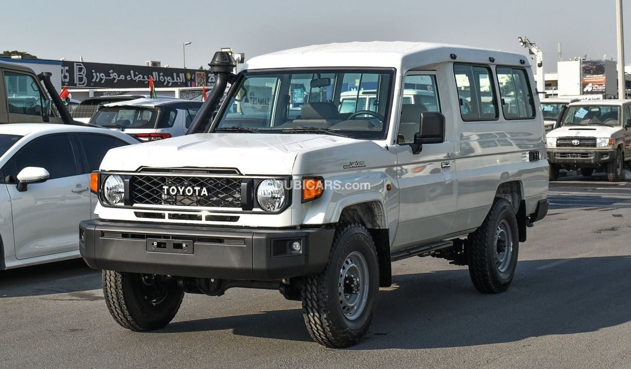 Toyota Land Cruiser 70 Hadrtop 3 Doors 4.0L V6 Petrol Auto Transmission