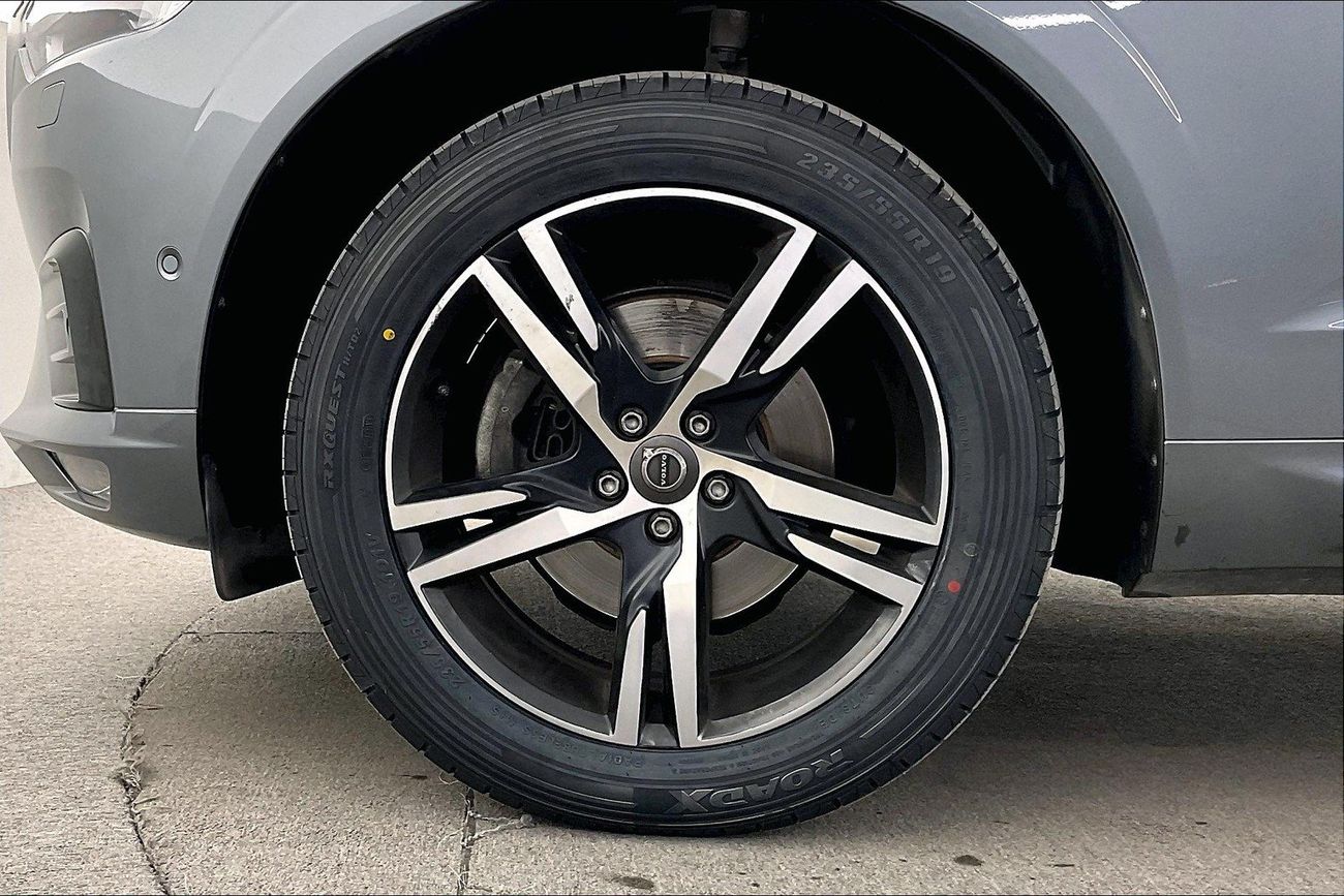 Volvo XC60 T5 R Design | Guaranteed Warranty | 0 Down Payment