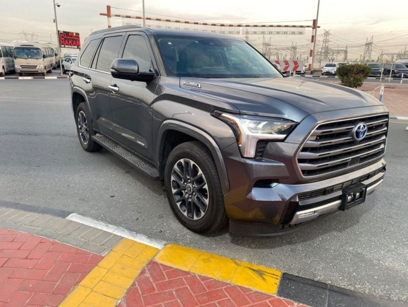 تويوتا سيكويا 3.5L HYBRID LIMITED 2023 MODEL FOR EXPORT