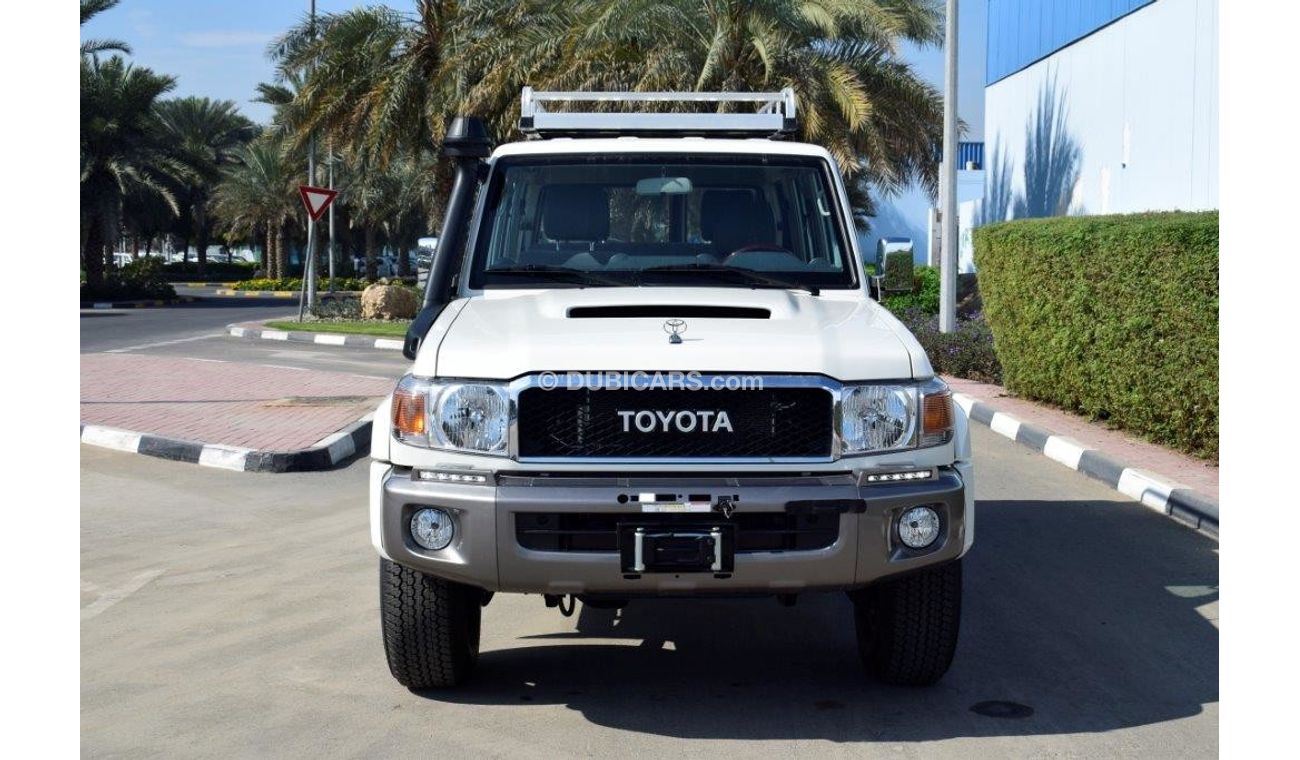 Toyota Land Cruiser LANDCRUISER  76 HARDTOP  LX SPECIAL 4.5 TURBO DIESEL 4WD 5 SEAT MANUAL TRANSMISION WAGON