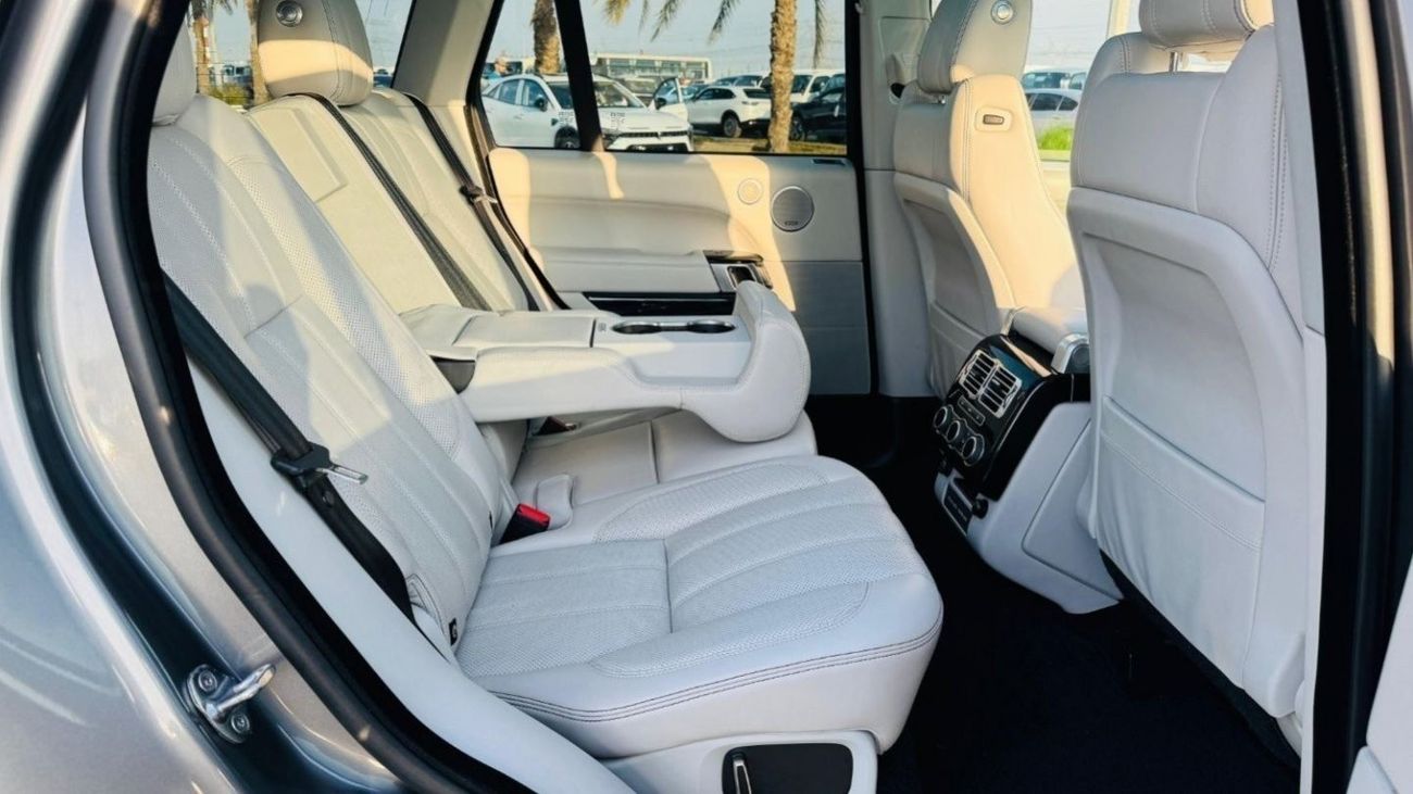 Land Rover Range Rover LUXURY WHITE INTERIOR | PANORAMIC ROOF | 4WD | RHD | 2017