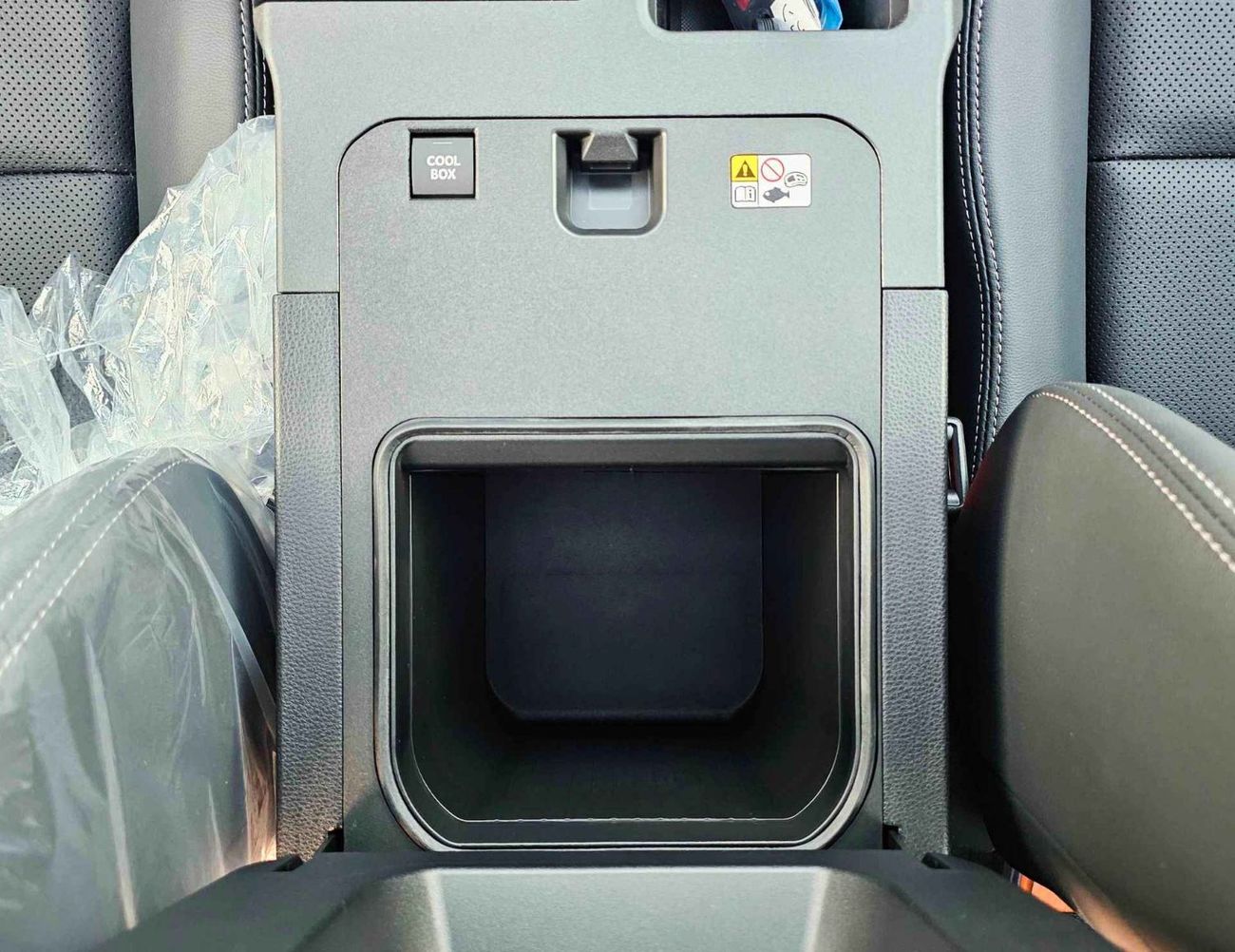 تويوتا برادو ALL ROUNDER TURBO / 2.4L PETROL V4 / SUNROOF / DIFFLOCK / COOL BOX (CODE#PR24S1)