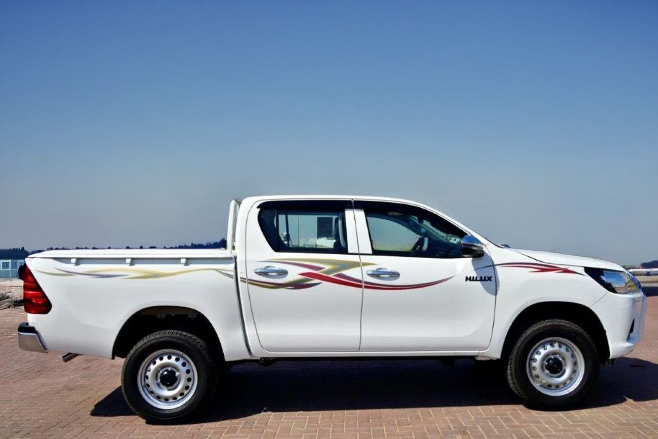 Toyota Hilux DLX 2.4L