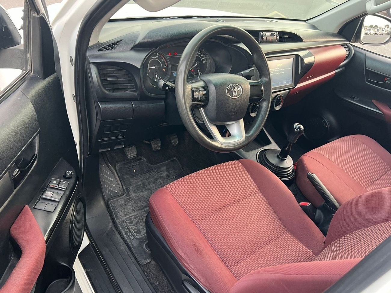 Toyota Hilux 2023  TOYOTA HILUX 2.4L V4 **DIESEL** MANUAL TRANSMISSION  +  POWER WINDOW + 4X4  + Rear Camera + Fo